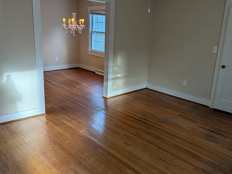 726 Marshall Ave — Photo 5