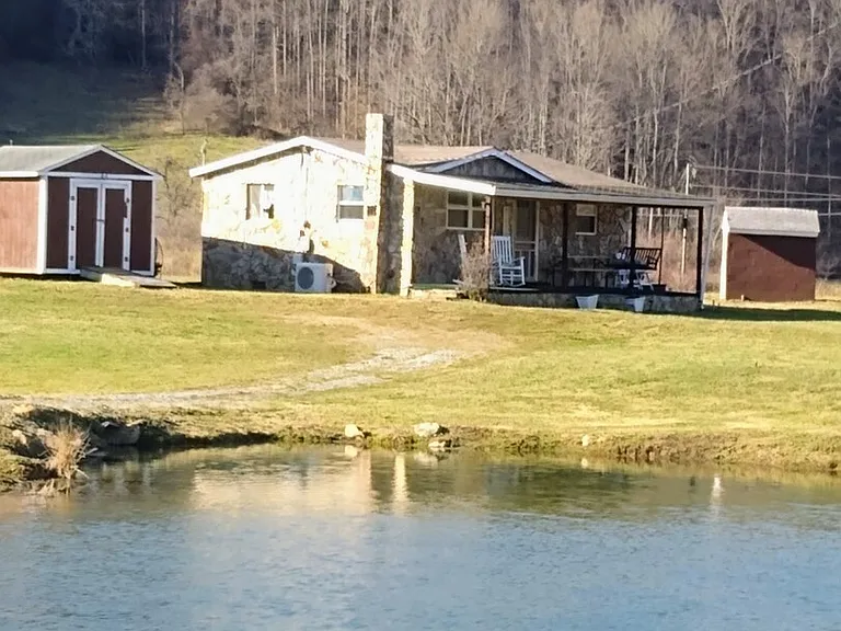 Dillingham Rd — Photo 1