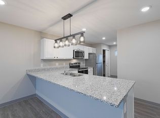 Flats on Vine, Lincoln, NE 68503