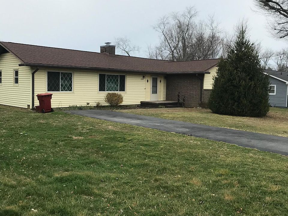 1st image of 1204 Greenfield Dr