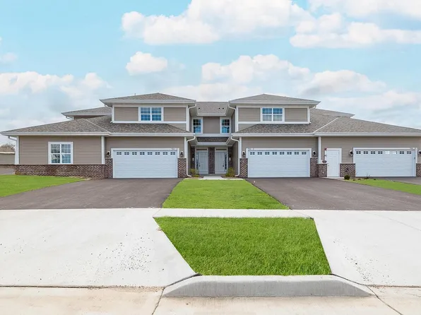 704 Cardinal LANE #1402, Mukwonago, WI 53149