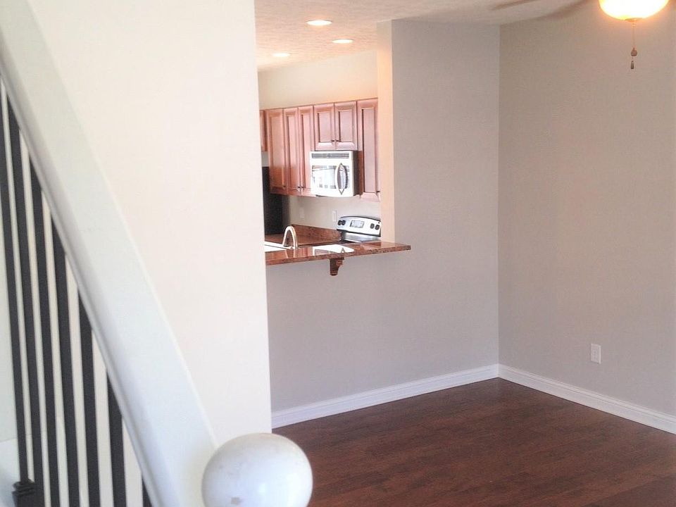 2nd image of 33 Florence St