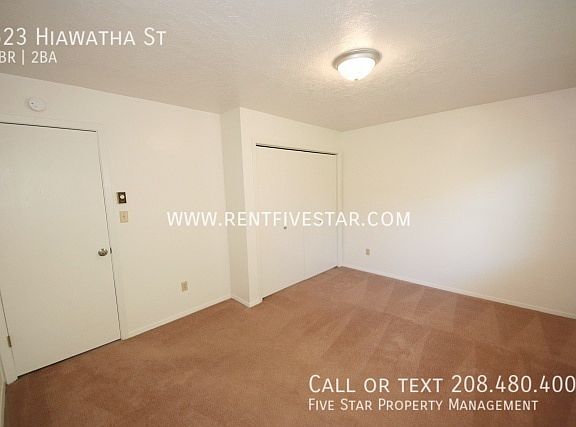 5th image of 523 Hiawatha St