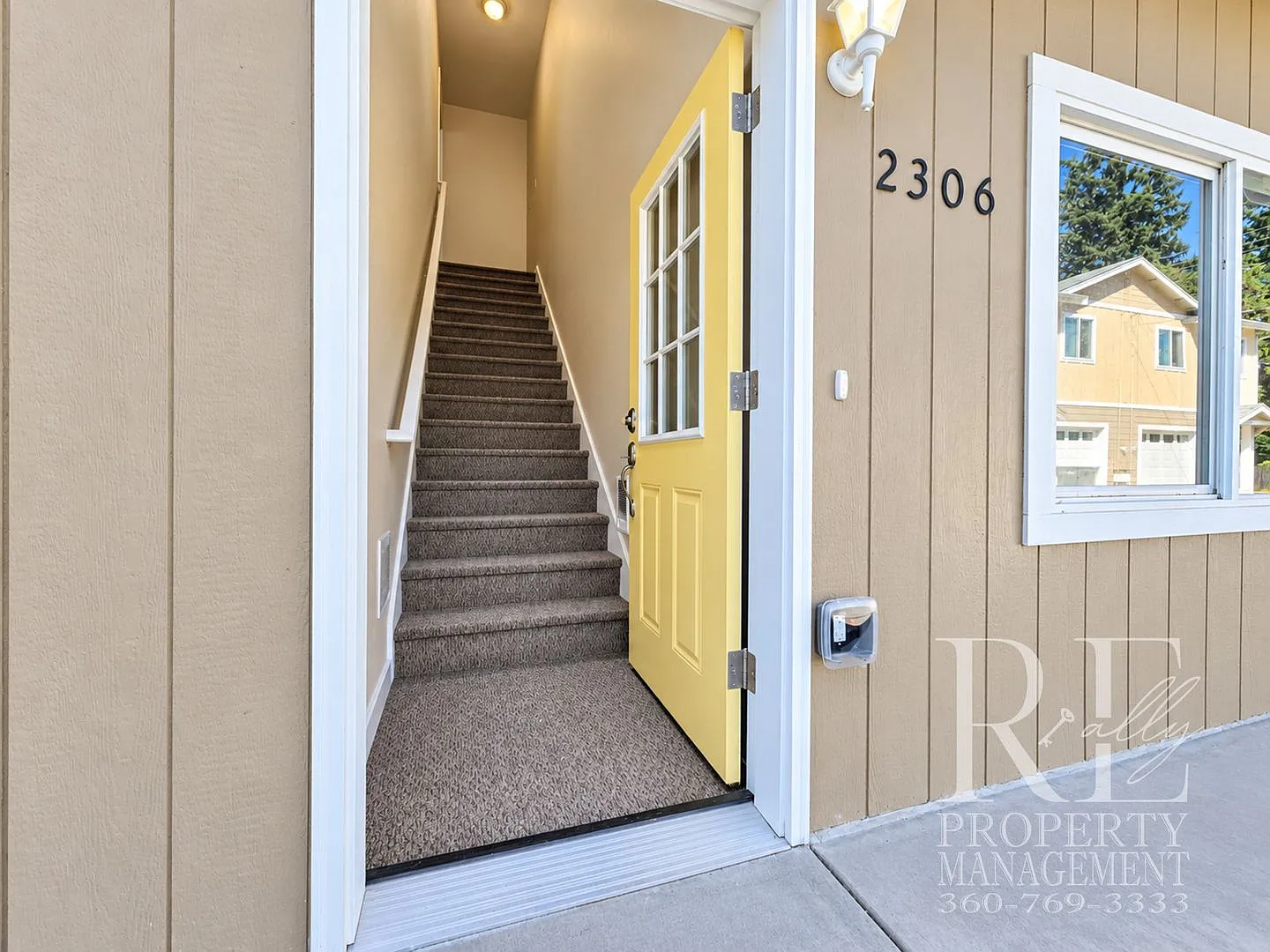 Newly Built 2-Bedroom Upper Duplex with Garage, AC & Designated Parking — Photo 2