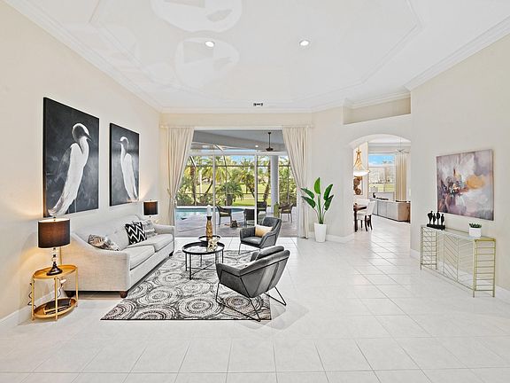 5th image of 2532 Monterey Court