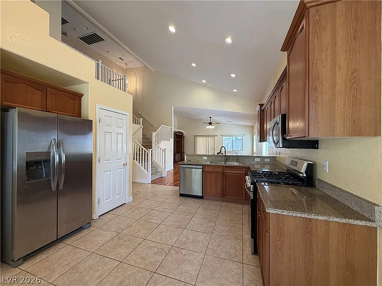 11240 Playa Bonita Ave — Photo 7