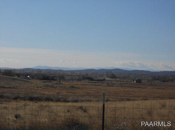 2nd image of 25575 N Feather Mountain Rd