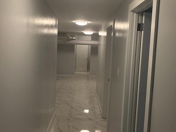 3rd image of 2765 Sedgwick Ave #2