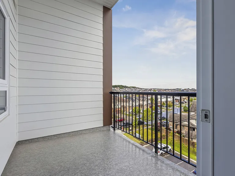 239 Eden Oak Trl — Photo 72