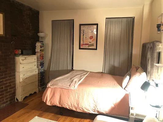 Rented by Mdrn Residential | media 3