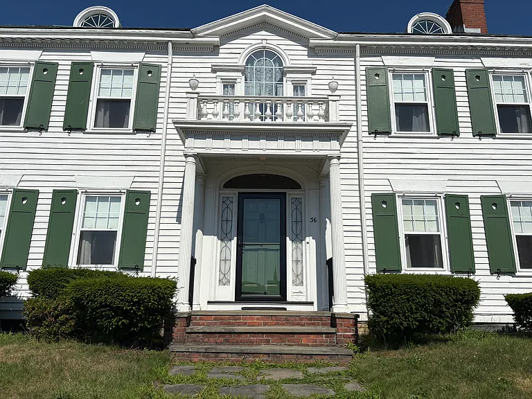 36 Underwood St #1 — Photo 6