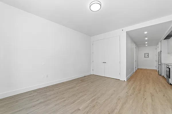 Rented by MNS | media 16