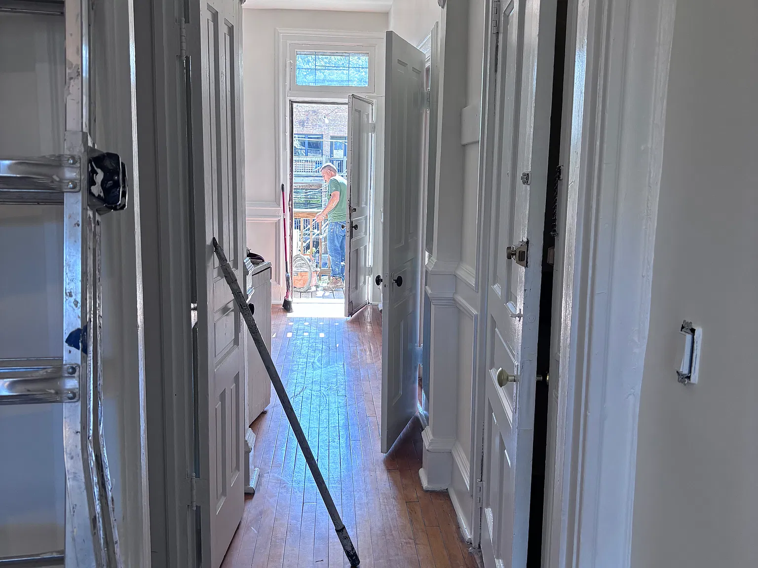 2 bed, 1000 sqft, $2,100 — Photo 4