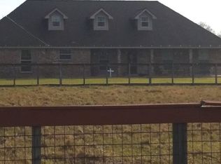 8295 Winzer Rd, Beaumont, TX 77705