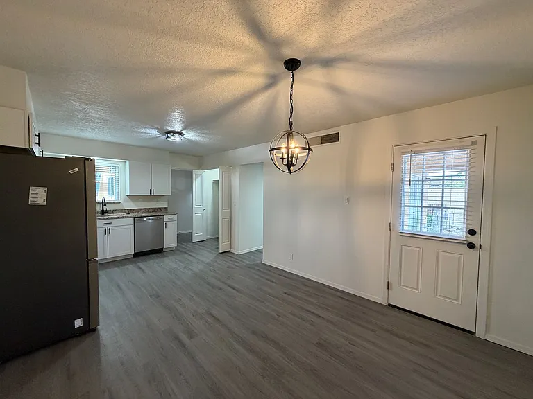 5608 Drake Ave NW — Photo 25