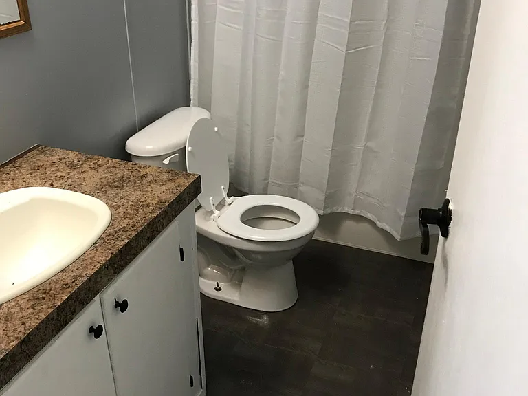 4310 Orchard Ave — Photo 9