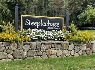 17 Kimberwick Ct #17, Middlebury, CT 06762