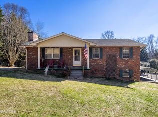 3318 Stamps Ln, Powell, TN 37849