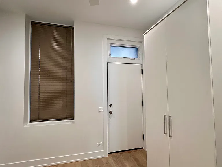 2950 N Sheffield Ave #1F — Photo 25