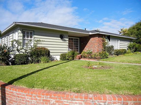 3rd image of 2703 El Oeste Dr