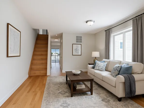 1372 Forest Hill Road image 3 of 28