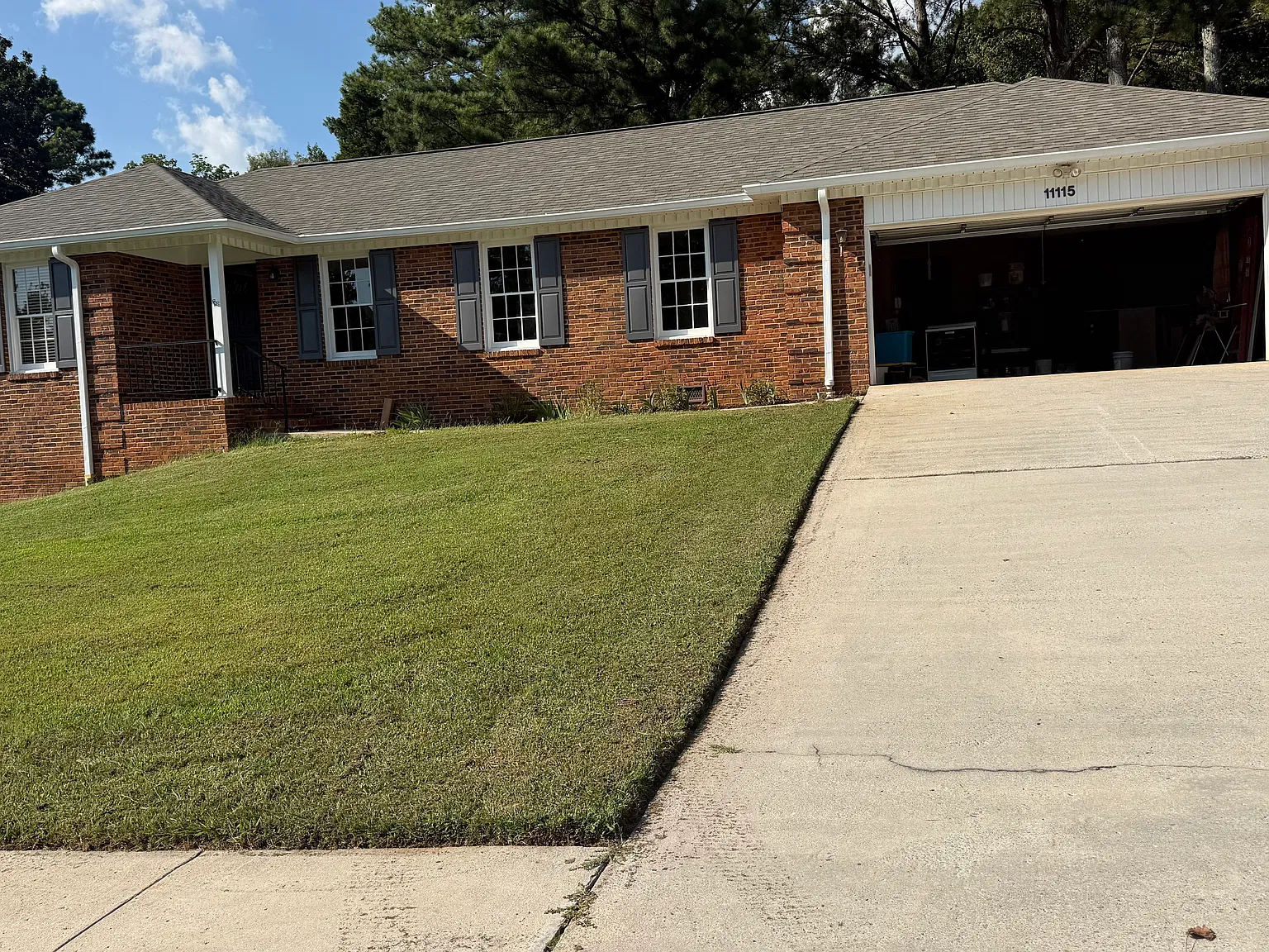 4 bed, 2400 sqft, $2,500 — Photo 1