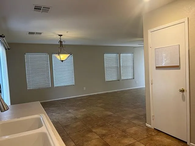 625 Lucky Pine St — Photo 5