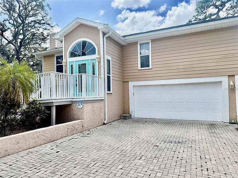 419 Kentucky Ave — Photo 1