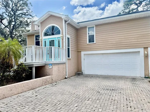 419 Kentucky Ave, Crystal Beach, FL 34681