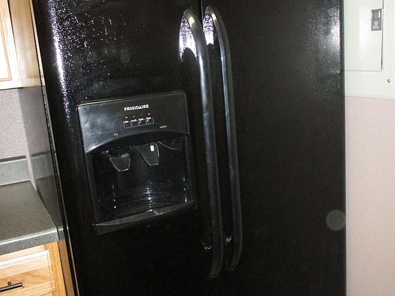 5th image of 811 Hawkeye Dr #202