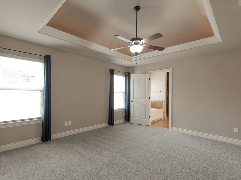 2124 Newbrook Dr — Photo 22