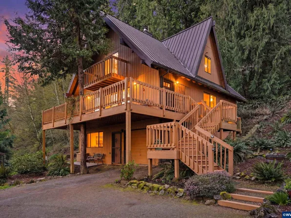 34880 NE Corral Creek Rd, Newberg, OR 97132