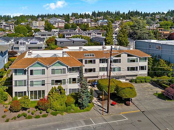 3rd image of 233 3rd Avenue S #203