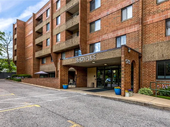 5715 Beacon St APT 508, Pittsburgh, PA 15217