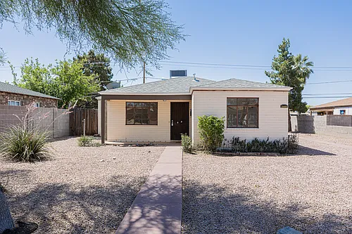 2449 E Fairmount Ave Photo 1