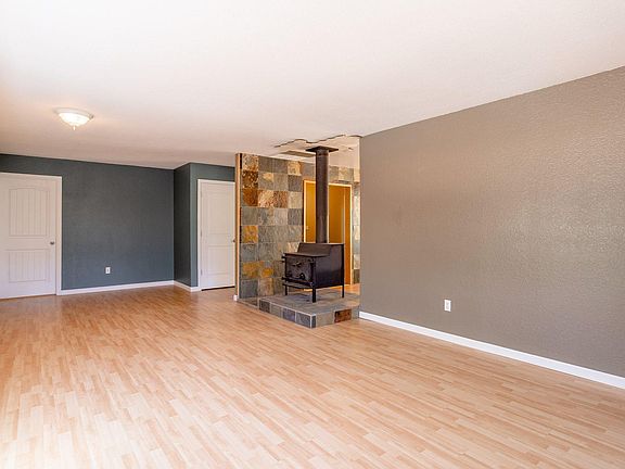 5th image of 20311 Westview Dr