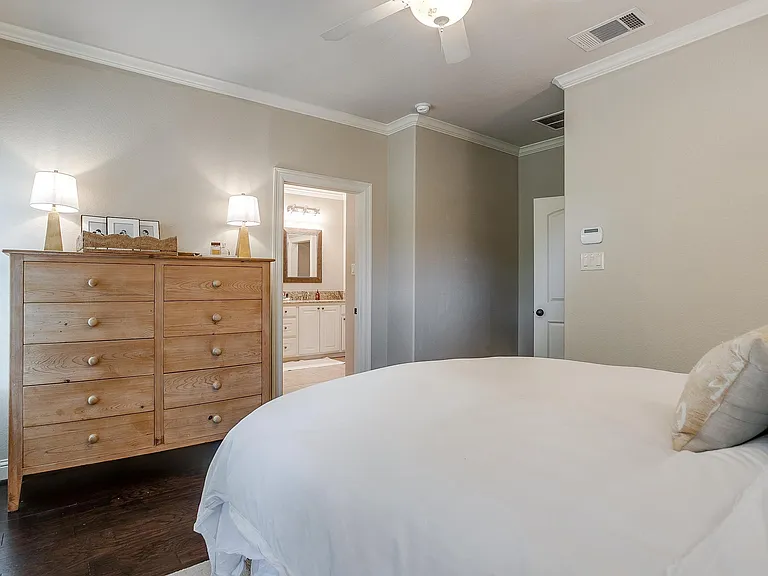 1201 Jerome St #1203 — Photo 17
