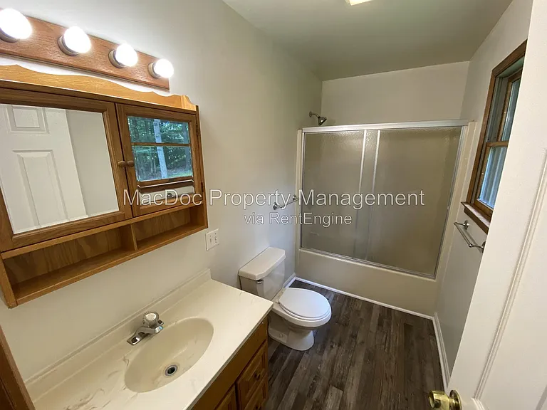 8302 Delegate Dr — Photo 28