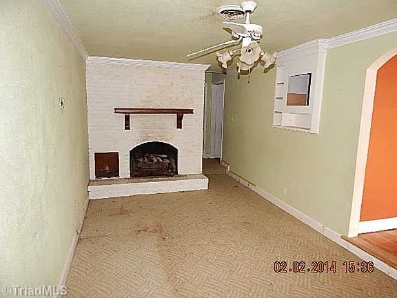 4th image of 2511 Woodview Dr