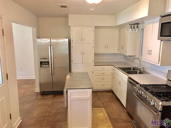 4th image of 224 W Parkland Dr