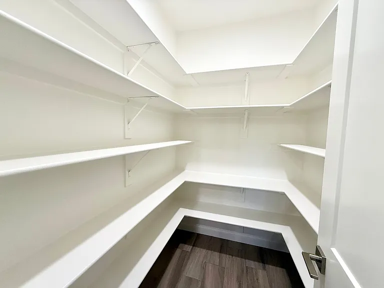 3676 N Valley View Dr — Photo 7