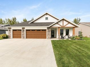 607 Lanigan Way SE, Saint Joseph, MN 56374