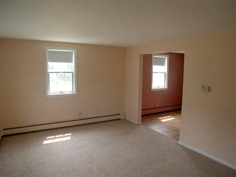 90 North St — Photo 5