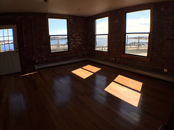 Living room & rear entrance