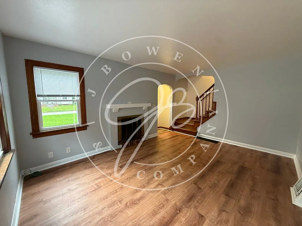 2 bed, 2.0 bath, 814 sqft, $1,200 — Photo 4