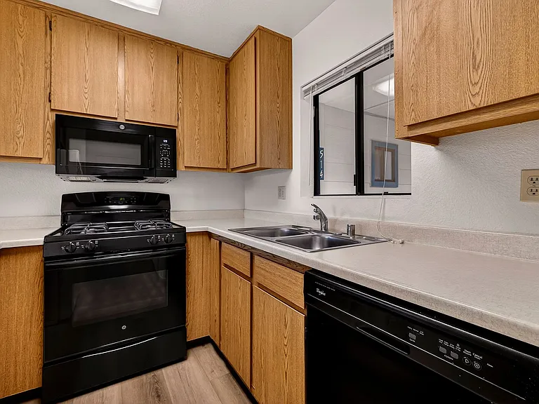 Sierra Sunrise Apartments, a 55+ Community — Photo 15