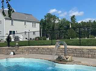 67 Franklin St, Halifax, MA 02338