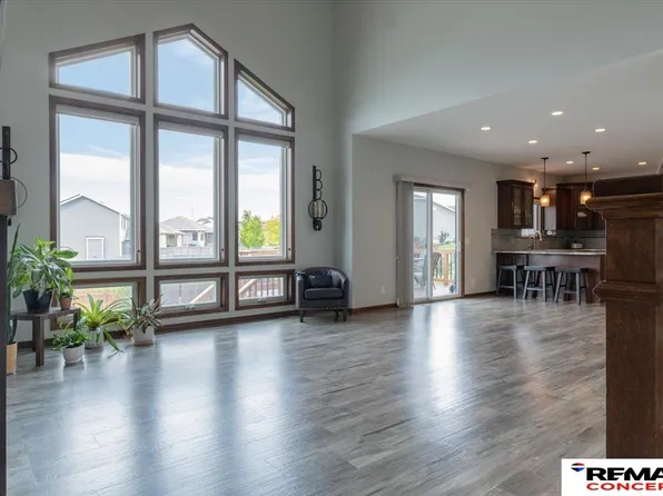 7700 S 66th St, Lincoln, NE 68516