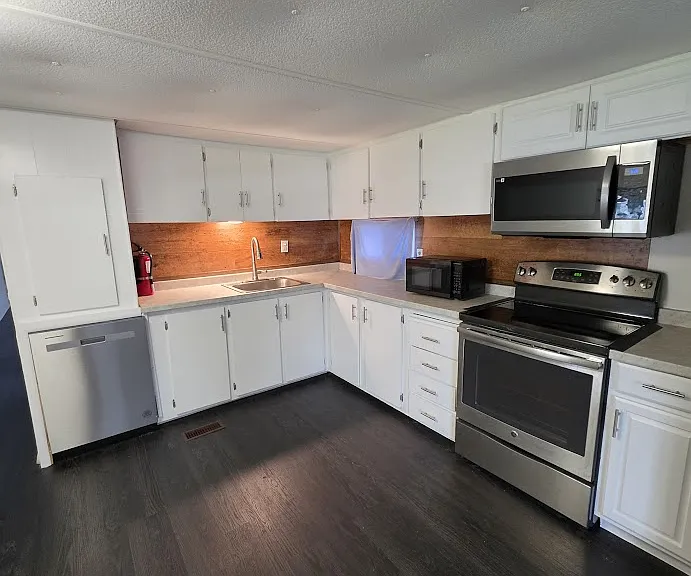 4812 Coral St — Photo 17