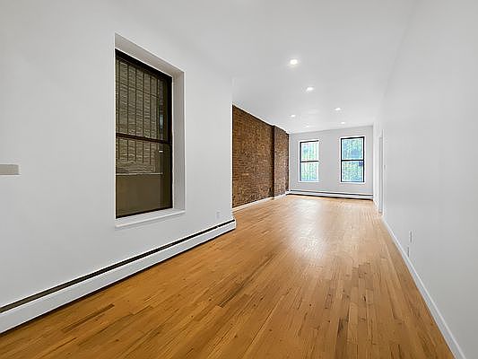 1st image of 963 Columbus Ave APT 5